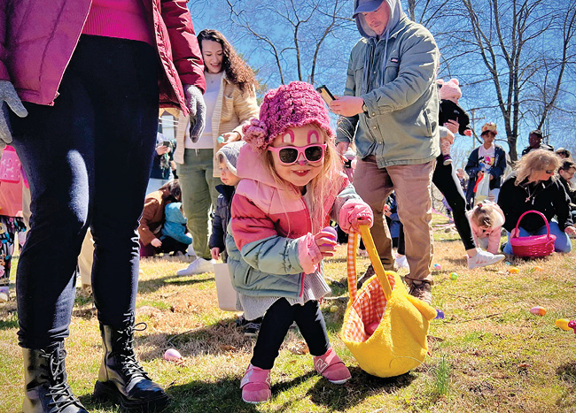 Easter Egg Hunt Held on Huguenot Street - The New Paltz Oracle